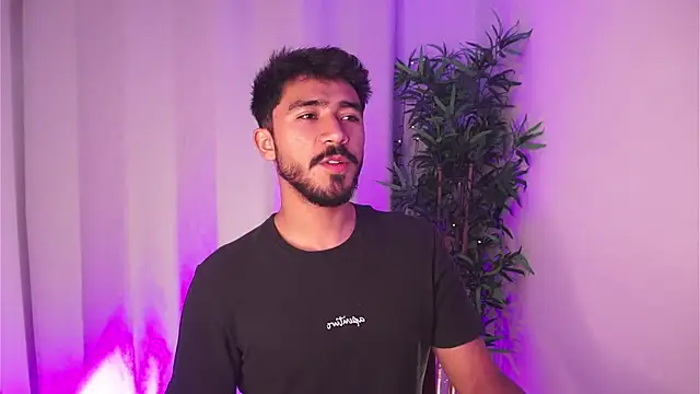 dam0n fr0st online show from April 6, 8:32 pm