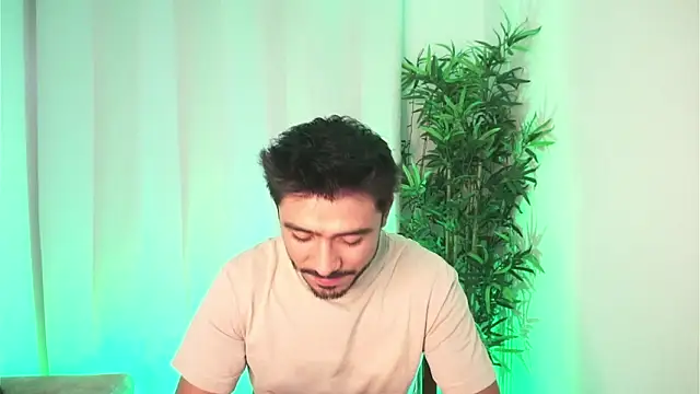 dam0n fr0st online show from April 10, 9:33 pm