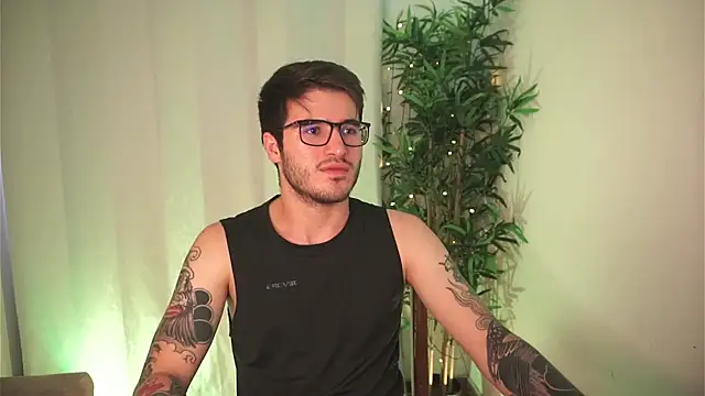 dam0n fr0st online show from March 14, 9:43 pm