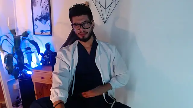 Colby brown03 online show from April 8, 8:43 pm