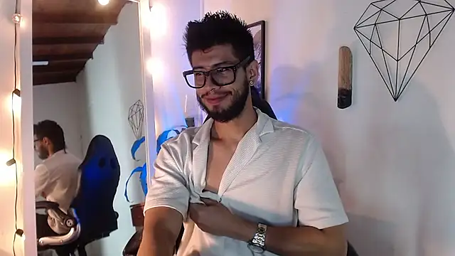 Colby brown03 online show from April 7, 2:02 am