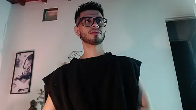 Snapshot of Colby_brown03 chatting on July 20, 9:16 am Colby brown03 online show from July 20, 9:16 am