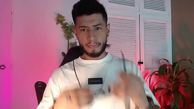 Colby brown03 online show from December 3, 7:13 pm