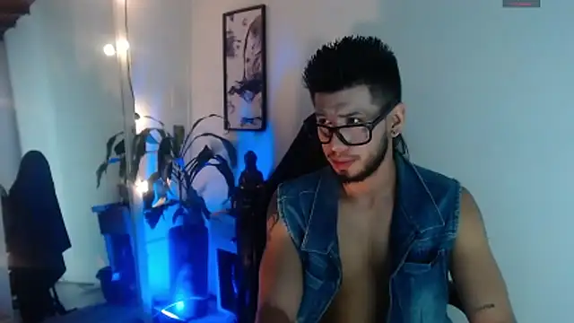 Colby brown03 online show from February 20, 8:33 pm