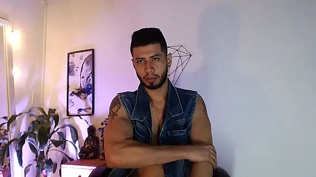 Colby brown03 online show from May 13, 5:53 pm
