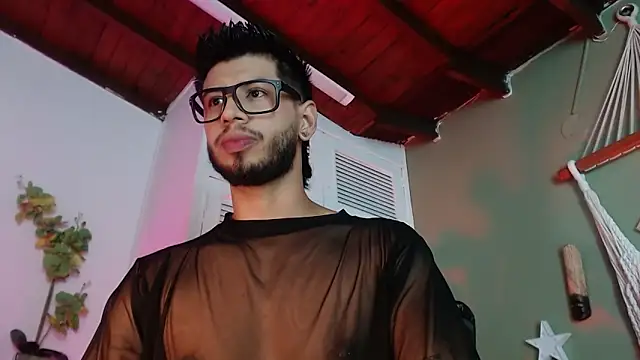 Colby brown03 online show from November 15, 8:35 pm