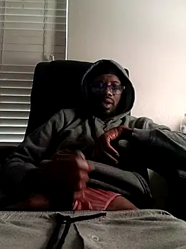 Snapshot of Txdarkmeat74 chatting on December 1, 1:56 pm Txdarkmeat74 online show from December 1, 1:56 pm