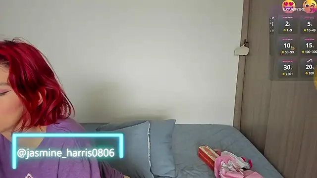 Snapshot of JasmineHarris chatting on October 6, 12:39 pm JasmineHarris online show from October 6, 12:39 pm