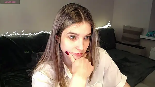 Abigail Wills online show from March 21, 4:44 pm