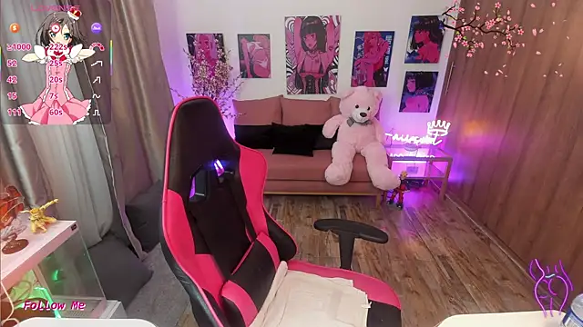 annieesweett online show from January 13, 2:21 pm