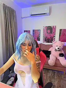 Snapshot of annieesweett chatting on July 1, 9:26 pm annieesweett online show from July 1, 9:26 pm