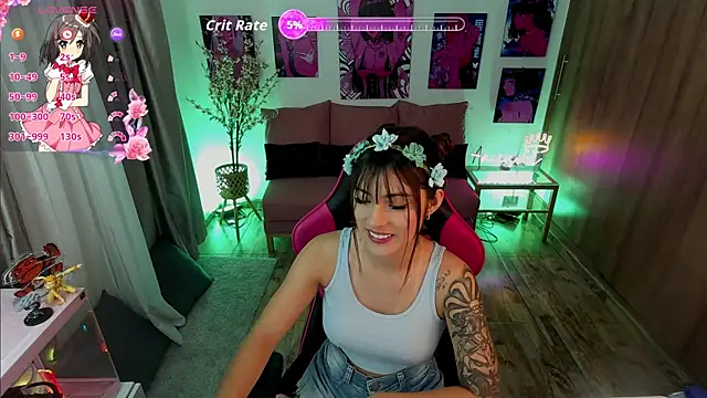 annieesweett online show from September 29, 3:39 pm