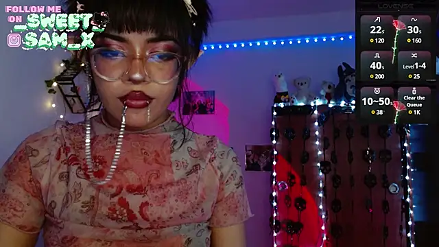 Snapshot of sweet_Samx chatting on December 23, 6:22 am sweet Samx online show from December 23, 6:22 am