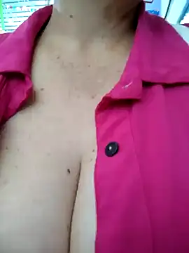 Snapshot of sussy_185 chatting on February 20, 6:24 pm sussy 185 online show from February 20, 6:24 pm