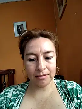 Snapshot of sussy_185 chatting on January 14, 1:26 am sussy 185 online show from January 14, 1:26 am