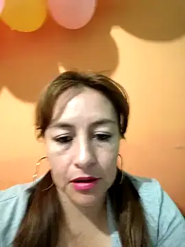 Snapshot of sussy_185 chatting on December 12, 11:47 pm sussy 185 online show from December 12, 11:47 pm