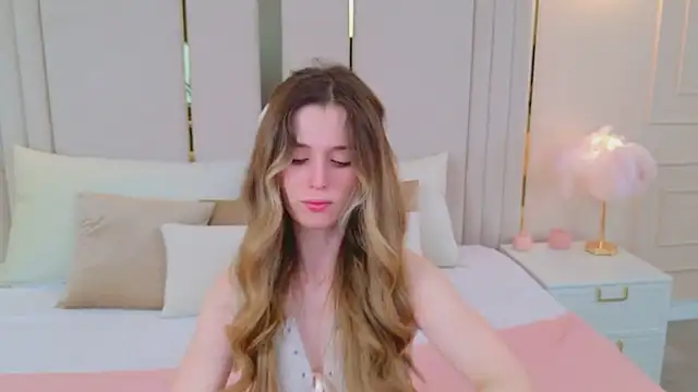 MarybethSnow online show from April 15, 5:06 pm