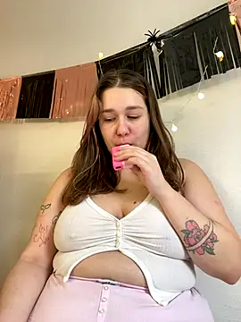 SuzieMurray online show from November 2, 9:14 am