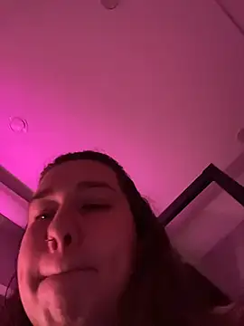 SuzieMurray online show from November 20, 8:15 am