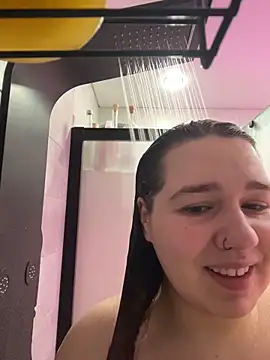 SuzieMurray online show from April 23, 8:21 am