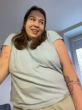 SuzieMurray online show from November 21, 8:46 am