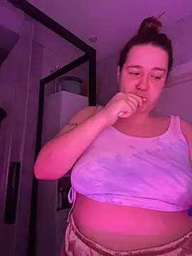 SuzieMurray online show from November 28, 7:19 am