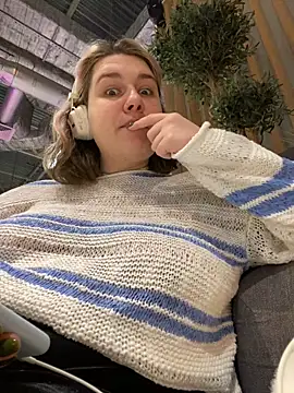 SuzieMurray online show from March 1, 10:24 am