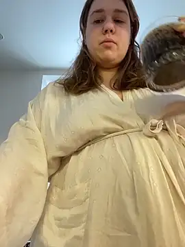 SuzieMurray online show from March 1, 8:25 am