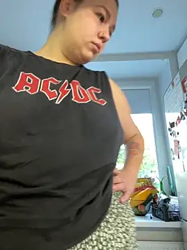 SuzieMurray online show from September 27, 10:21 am