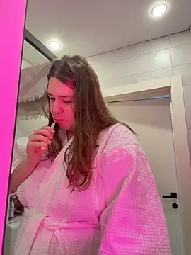 SuzieMurray online show from February 7, 8:11 am