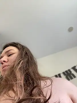 SuzieMurray online show from May 11, 8:27 am