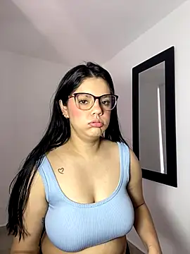 Snapshot of kimberlyhills1 chatting on October 19, 4:54 pm kimberlyhills1 online show from October 19, 4:54 pm