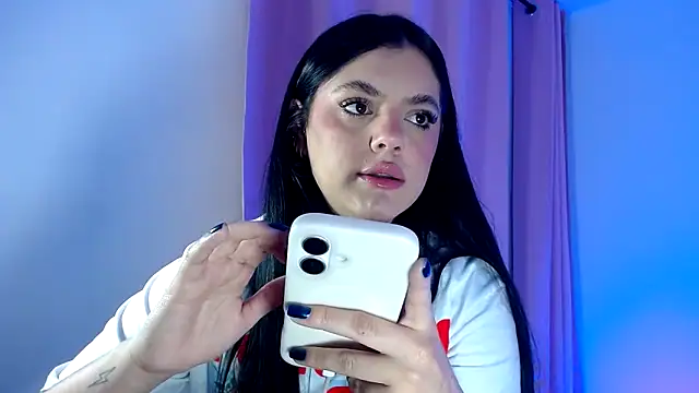 kimberlyhills1 online show from March 12, 10:58 pm