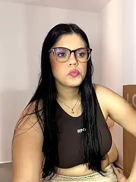 Snapshot of kimberlyhills1 chatting on November 7, 8:24 pm kimberlyhills1 online show from November 7, 8:24 pm