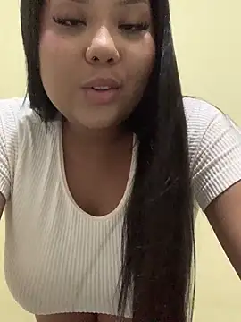 nanaypretinha online show from April 10, 3:02 am