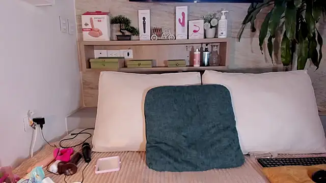 Laurentdupont04 online show from September 15, 3:07 am