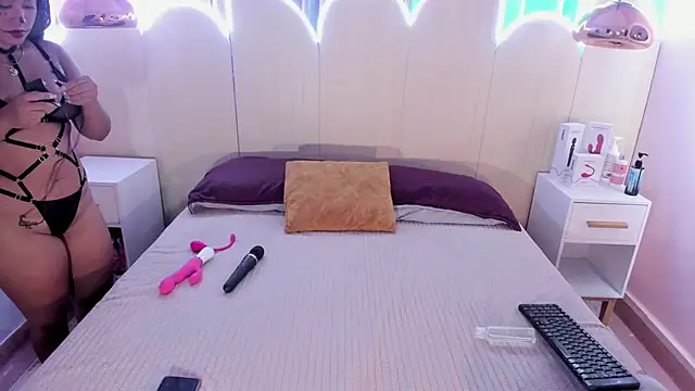 Laurentdupont04 online show from November 2, 3:11 am