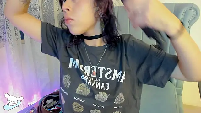 Snapshot of AlexaFoxy18 chatting on January 15, 7:34 am AlexaFoxy18 online show from January 15, 7:34 am