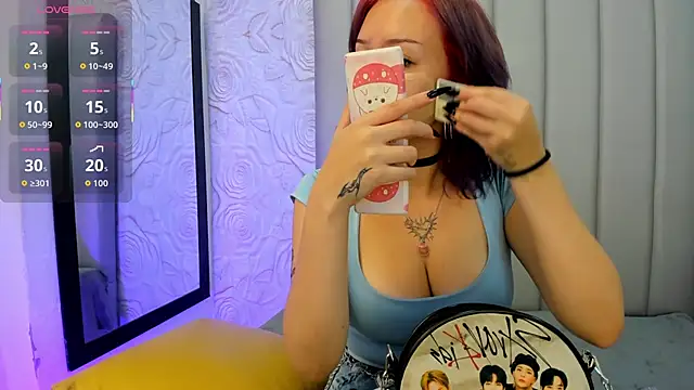 Snapshot of AlexaFoxy18 chatting on February 24, 7:20 am AlexaFoxy18 online show from February 24, 7:20 am