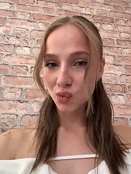 CaseyStar online show from November 21, 11:42 am