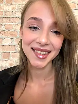 CaseyStar online show from October 24, 2:16 pm