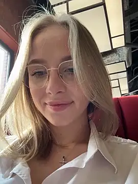 CaseyStar online show from March 3, 9:34 am