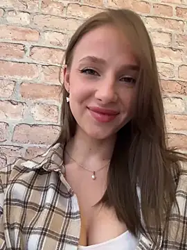 CaseyStar online show from November 8, 1:25 pm