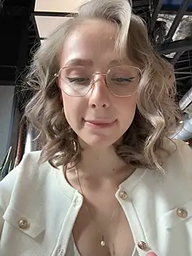 CaseyStar online show from February 20, 9:33 am