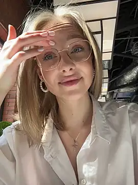 CaseyStar online show from March 2, 9:32 am