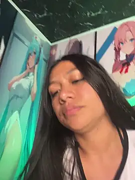 Snapshot of Im_Little chatting on November 11, 3:34 am Im Little online show from November 11, 3:34 am