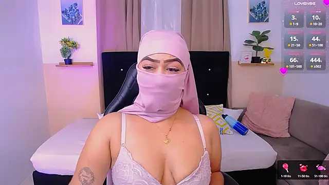 Kendra Kait online show from June 10, 11:11 am