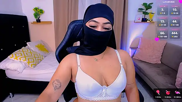 Kendra Kait online show from May 25, 11:31 am