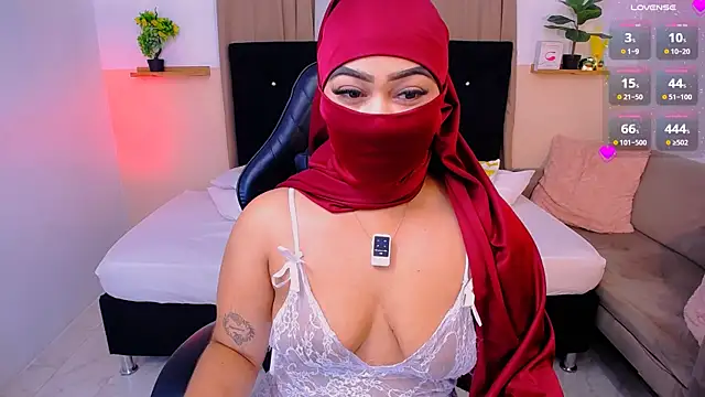 Snapshot of Kendra_Kait chatting on June 20, 11:15 am Kendra Kait online show from June 20, 11:15 am