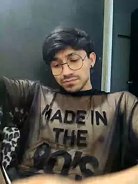 charlesss19 online show from September 9, 2:21 am